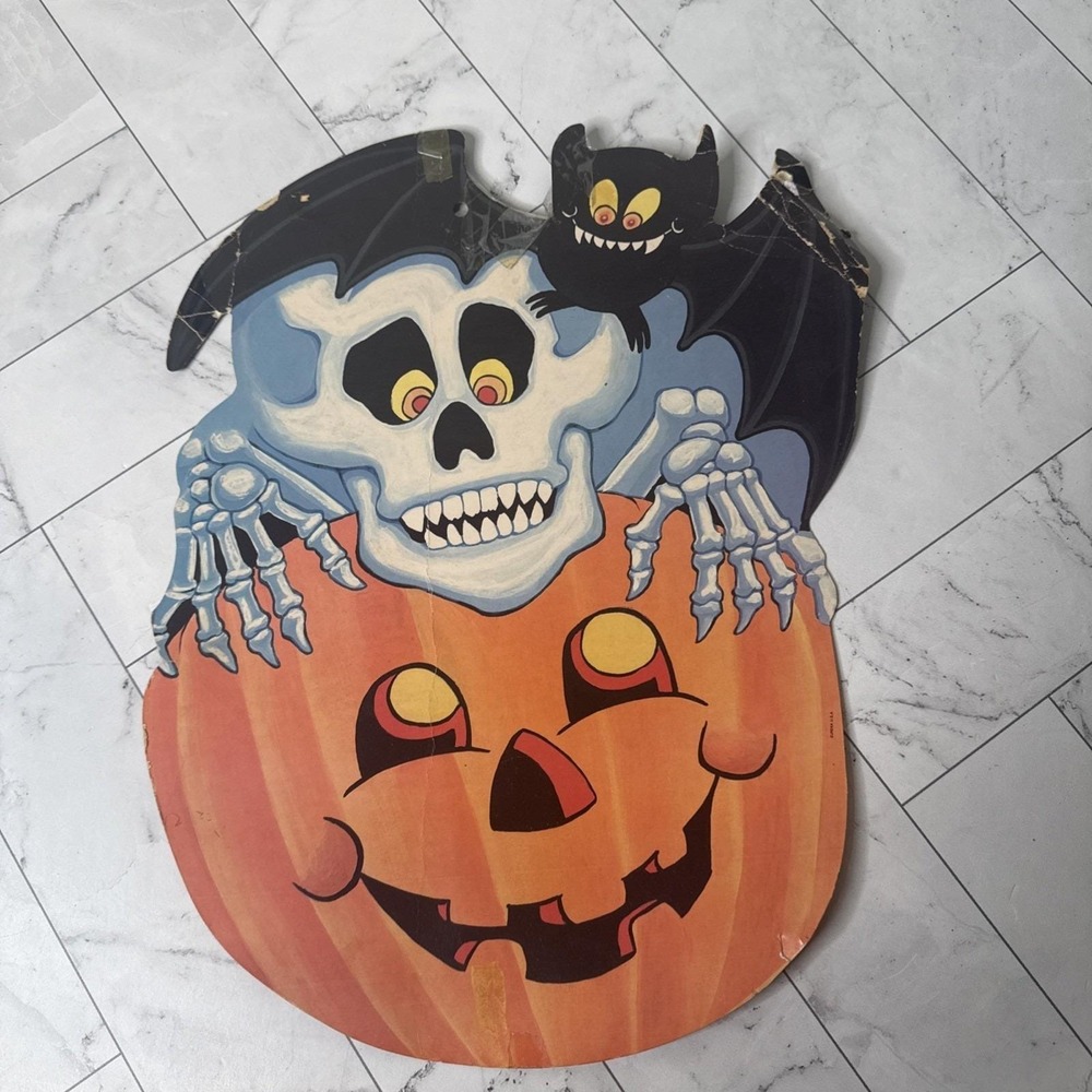 Vtg EUREKA HALLOWEEN Skeleton & Bat On Jack-O-Lantern&Pumpkin Die Cut
